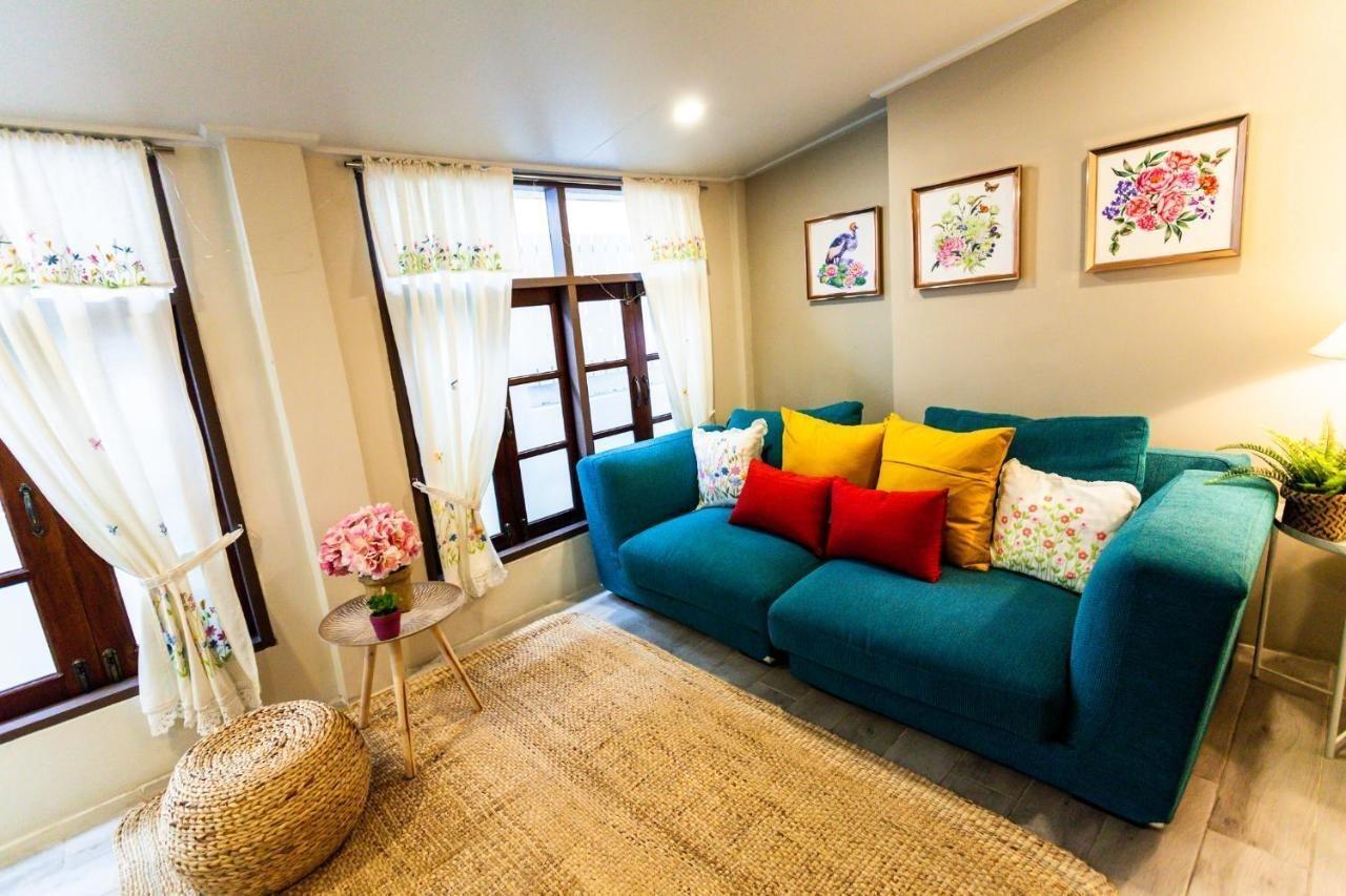 Baan Suan Krung Kao Hotel Ayutthaya Bagian luar foto