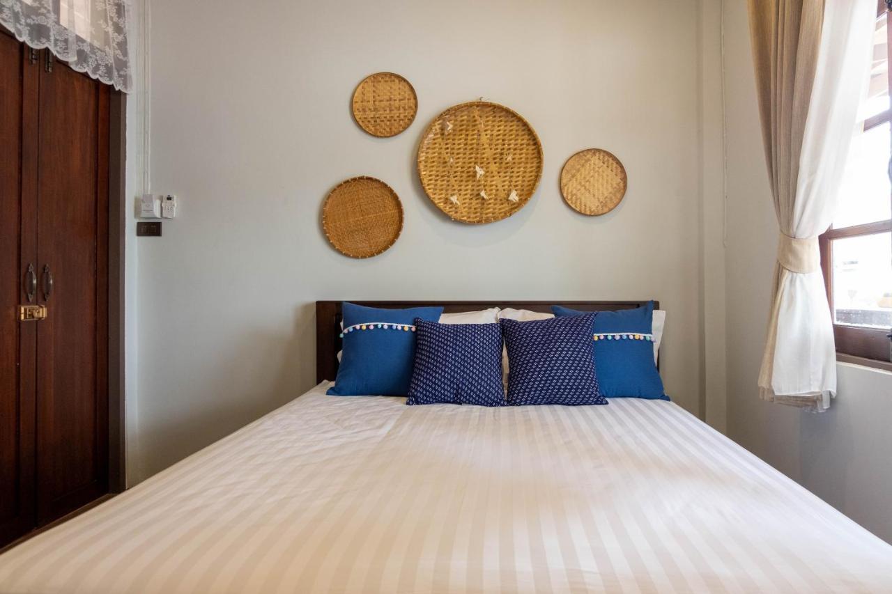 Baan Suan Krung Kao Hotel Ayutthaya Bagian luar foto