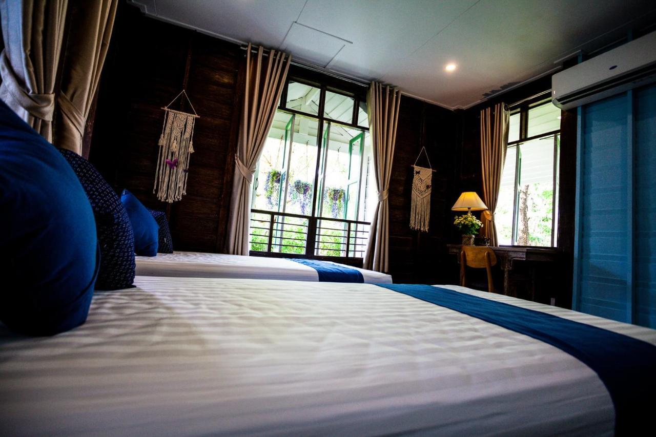 Baan Suan Krung Kao Hotel Ayutthaya Bagian luar foto