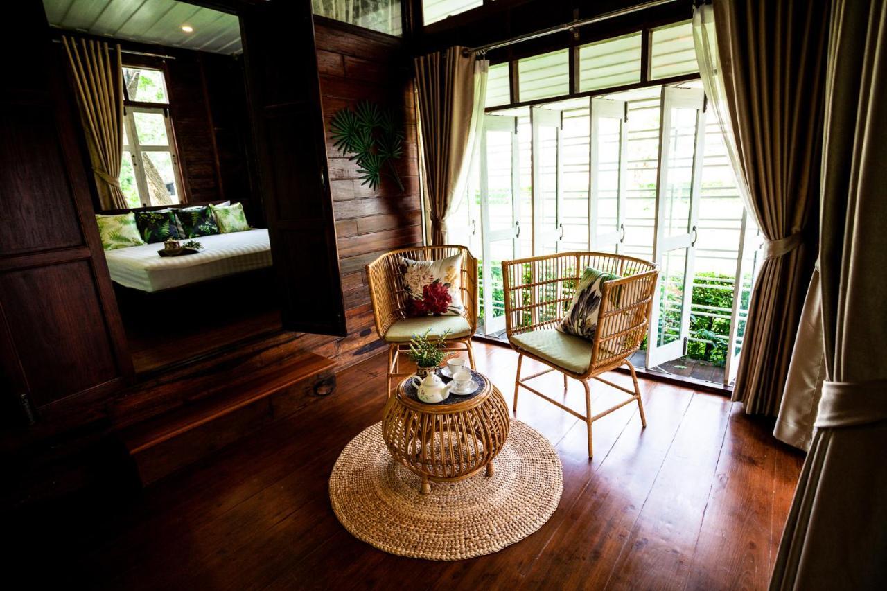 Baan Suan Krung Kao Hotel Ayutthaya Bagian luar foto