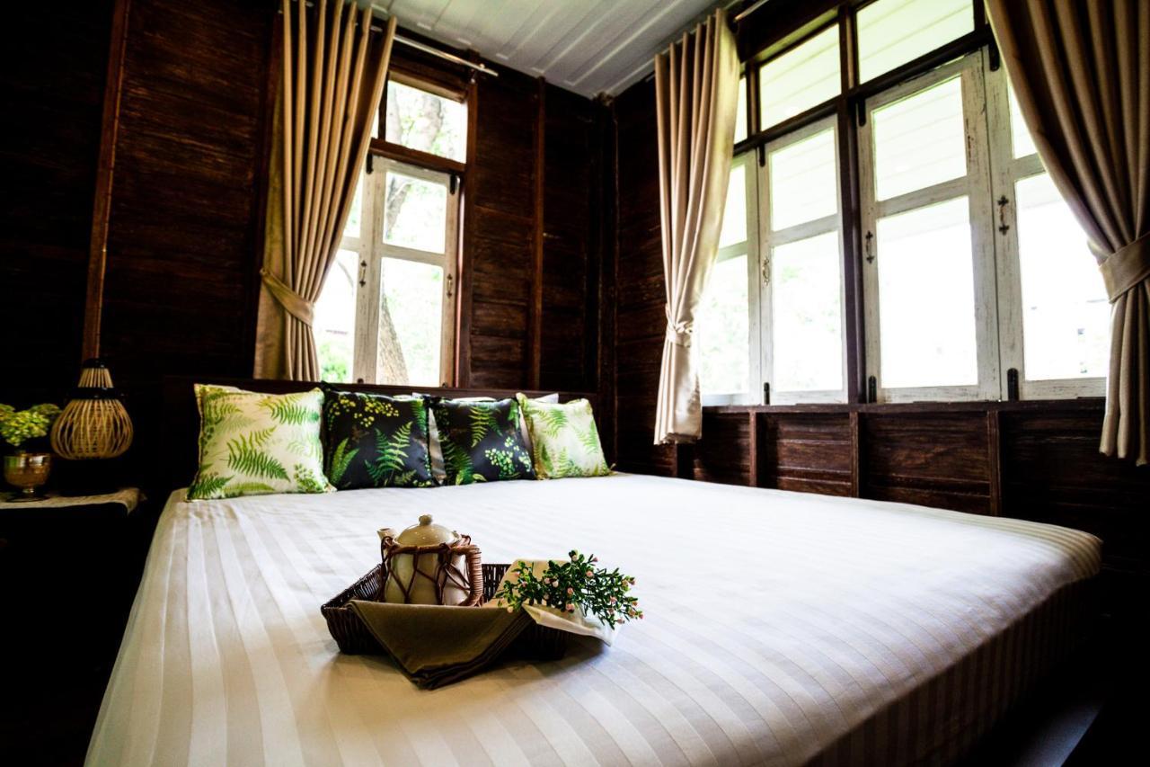 Baan Suan Krung Kao Hotel Ayutthaya Bagian luar foto
